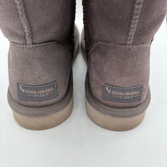 Koolaburra by Ugg Koola Short Grey Shearling Boots, size 8 W - Picture 3 of 8